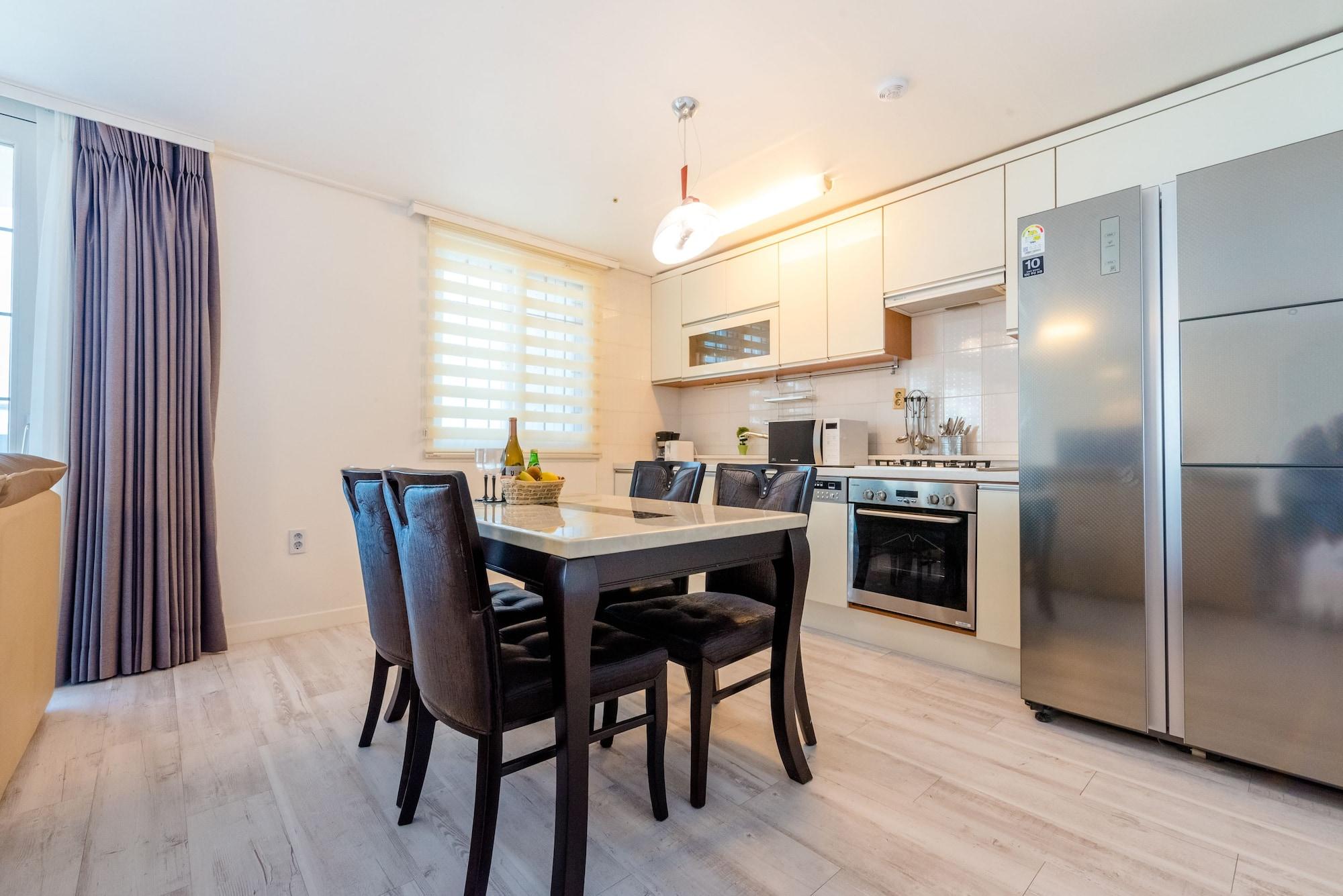 Home Fourest Resort Geoje Ngoại thất bức ảnh