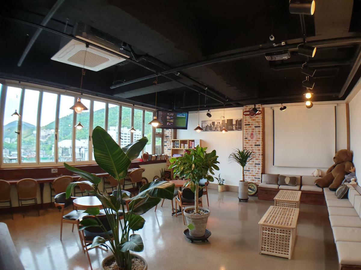 Home Fourest Resort Geoje Ngoại thất bức ảnh