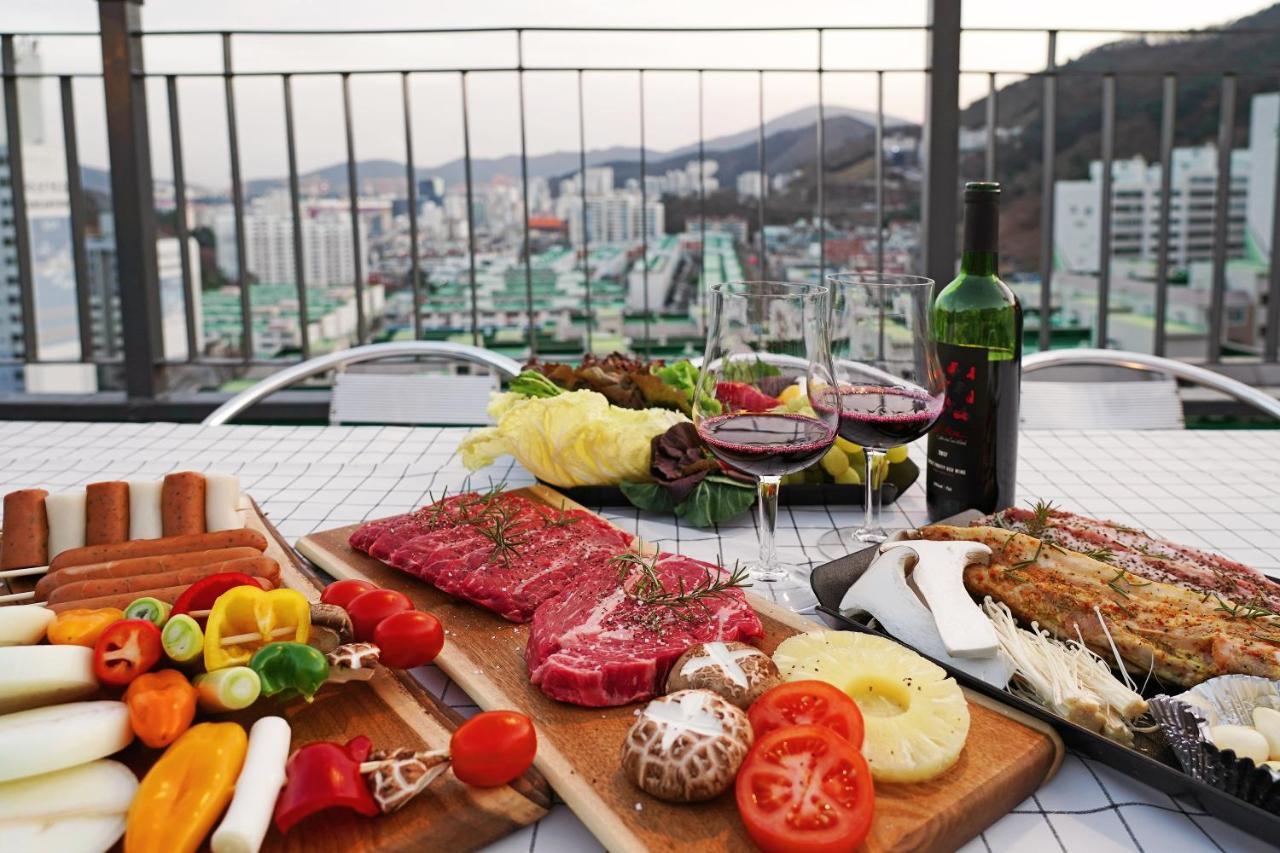Home Fourest Resort Geoje Ngoại thất bức ảnh