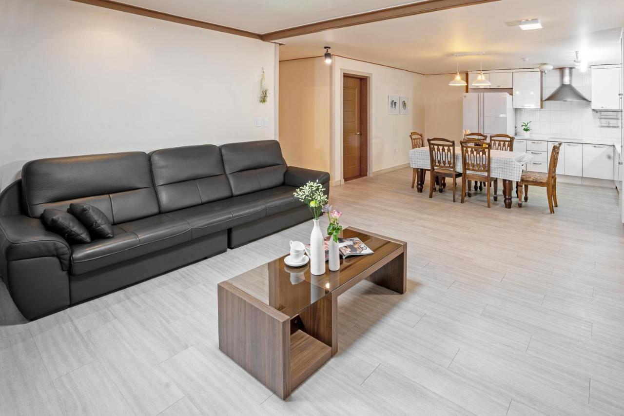 Home Fourest Resort Geoje Ngoại thất bức ảnh